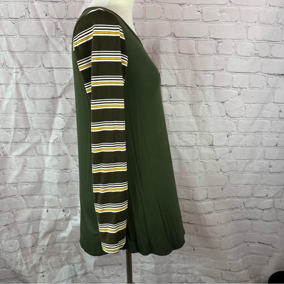 NWT Boutique Olive sequin pocket tunic knit top color block stipe long sleeve - Picture 2 of 10